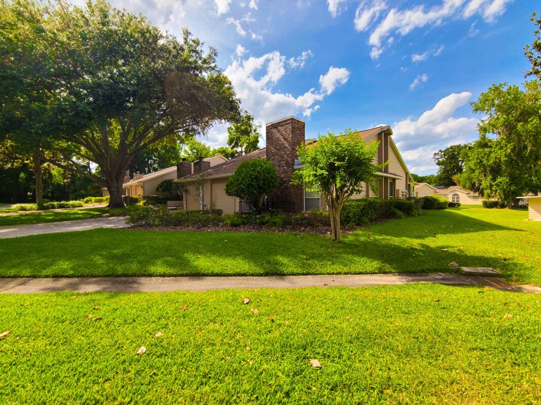 Twilight front exterior view Maple Townhouse Ocala FL